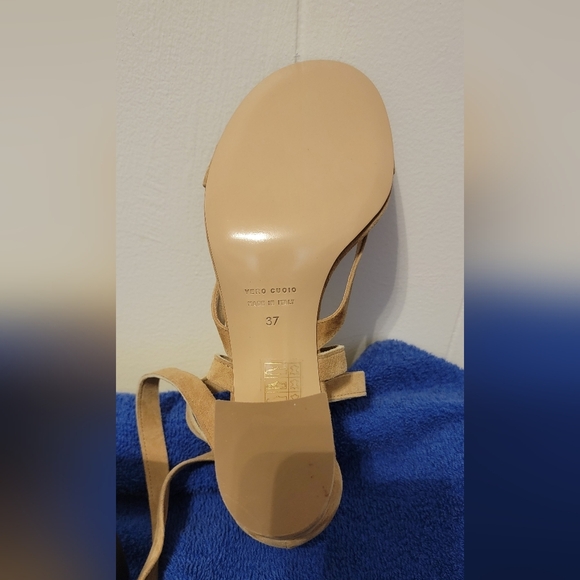 Barneys NY Tan Suede Wrap Up Block Heel Sandals size 7 - Picture 4 of 7